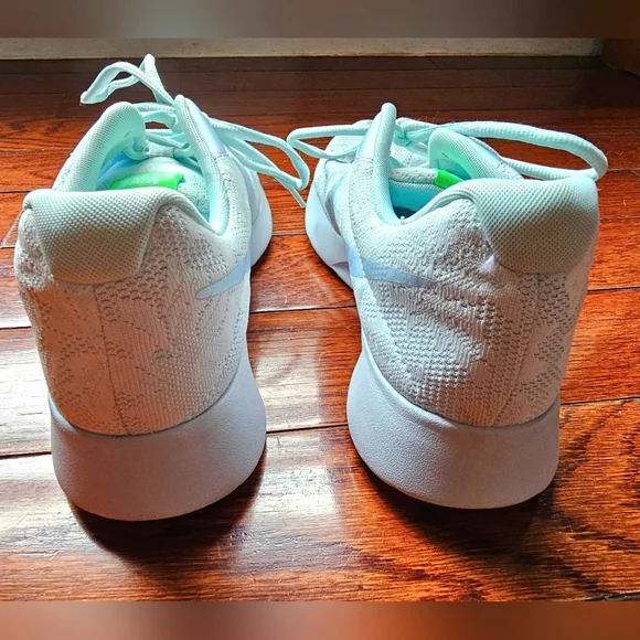 Sz 10 new Nike Tanjun baby blue floral lace mesh sneakers womens - Picture 5 of 11